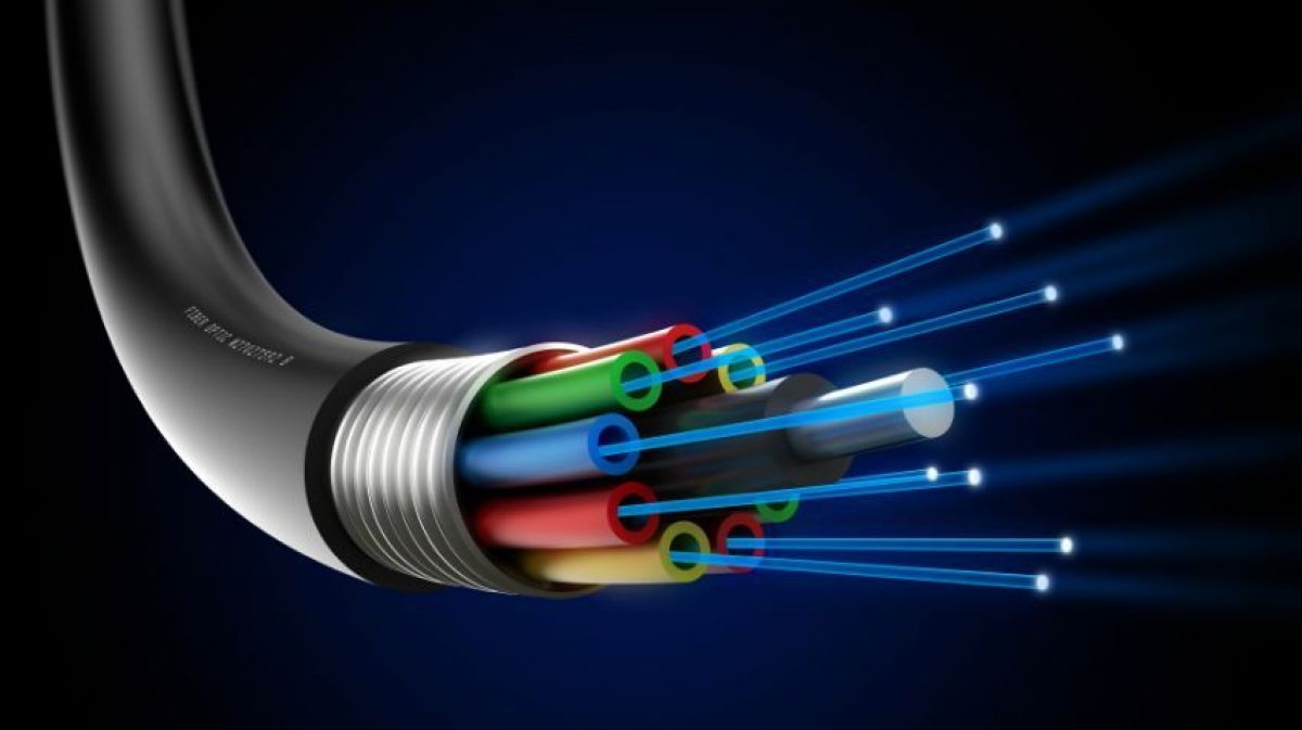 5799-fibre-optic-cable-national-broadband-network-12499607